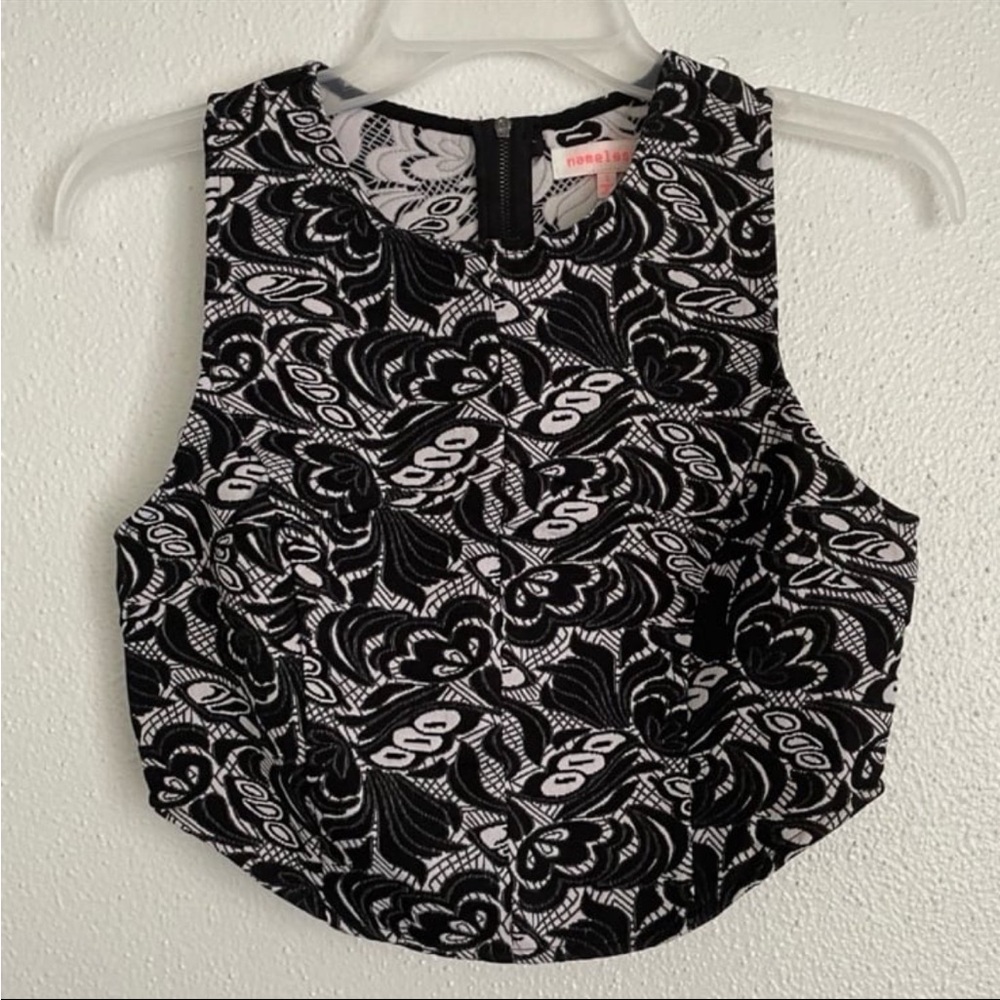 Black and White Patterned Crop Top